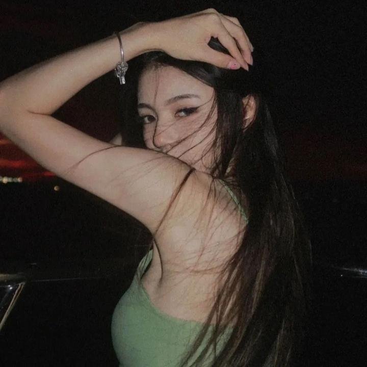 咬我还是爱我
